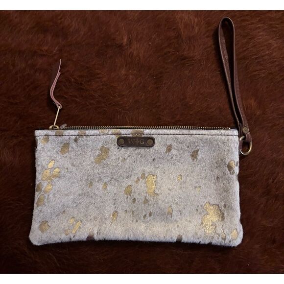 Wild Goose Wristlet - Gold Spotted Cowhide - Picture 1 of 5